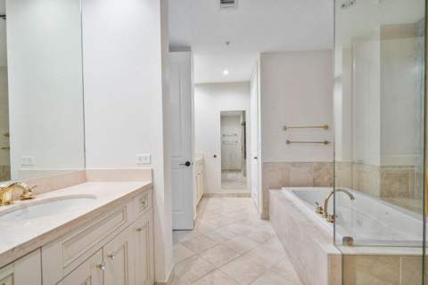 200 NE 2nd Avenue #209, Delray Beach FL - photo 19 of 29