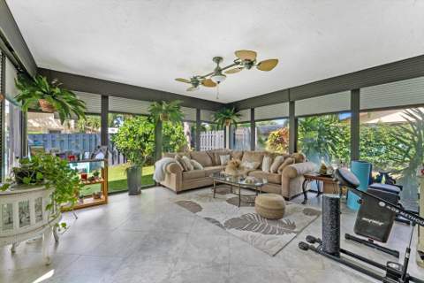 819 NW 25th Avenue, Delray Beach FL - photo 19 of 43