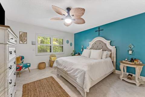 819 NW 25th Avenue, Delray Beach FL - photo 24 of 43