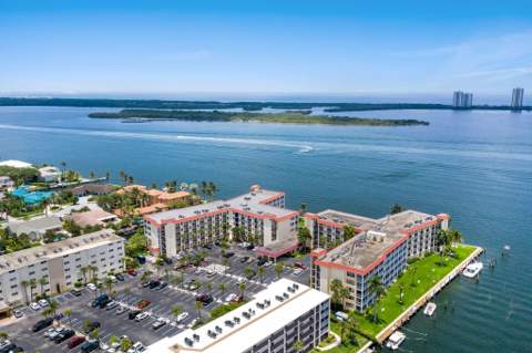 100 Paradise Harbour Boulevard #202, North Palm Beach FL - photo 11 of 27