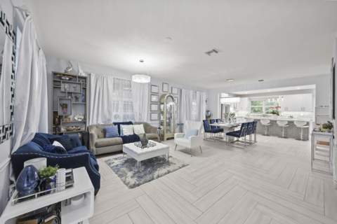12253 Glenmore Drive, Coral Springs FL - photo 7 of 57
