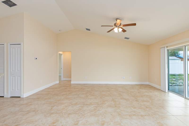 4 bedroom Single Family Residence at 3874 SW McCrory Street, Port St Lucie Section 33, Port St. Lucie — photo 5