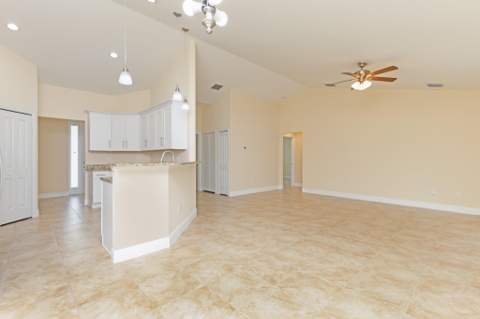 3874 SW McCrory Street, Port St. Lucie FL - photo 7 of 26