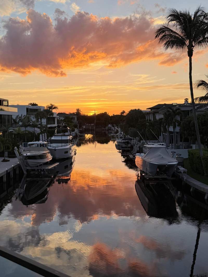 6 bedroom Single Family Residence at 591 Golden Harbour Drive, Golden Harbour Sec 2, Boca Raton — photo 4
