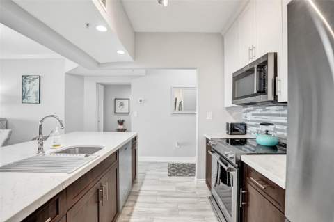 3020 NE 32nd Avenue #Unit 618, Fort Lauderdale FL - photo 10 of 34