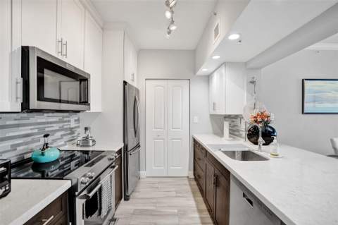 3020 NE 32nd Avenue #Unit 618, Fort Lauderdale FL - photo 11 of 34