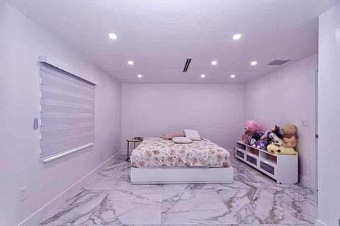 696 Arlington Drive, West Palm Beach FL - photo 19 of 43