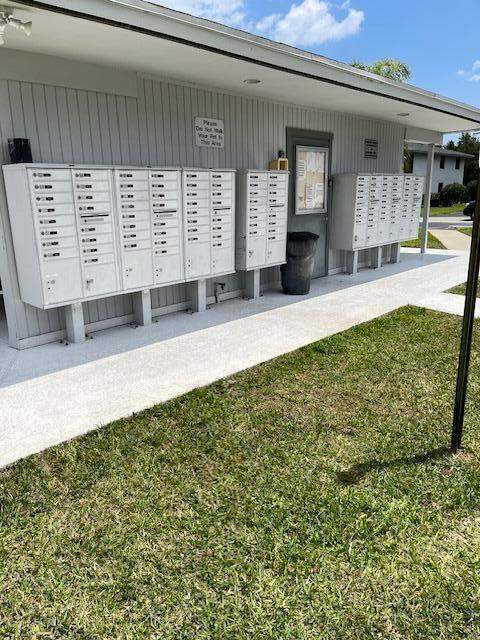 1201 SE Parkview Place #G11, Stuart FL - photo 24 of 28