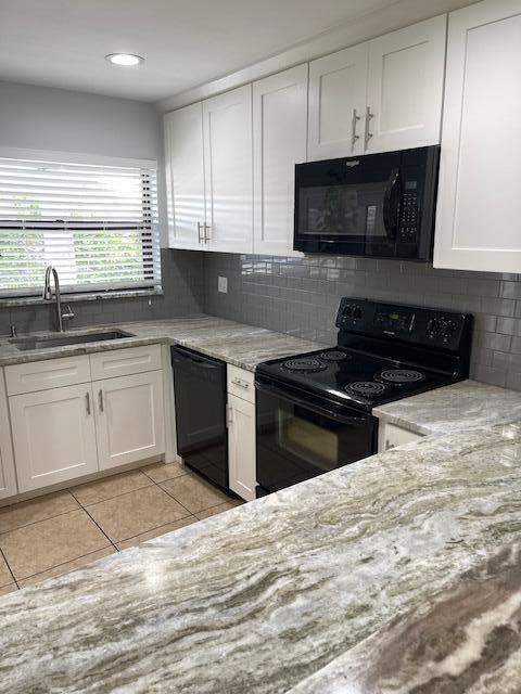 1201 SE Parkview Place #G11, Stuart FL - photo 6 of 35
