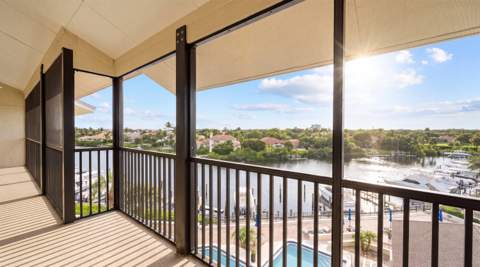 16910 Bay Street #E501, Jupiter FL - photo 7 of 22