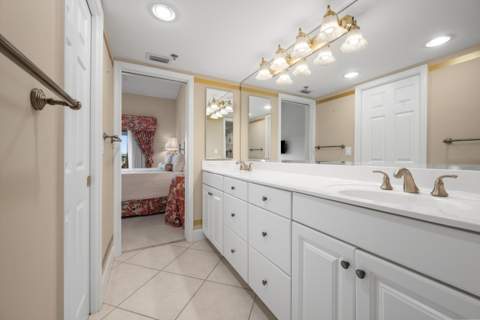 16910 Bay Street #E501, Jupiter FL - photo 19 of 22
