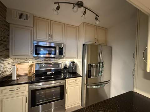 2506 SE Anchorage Cove, Port St. Lucie FL - photo 7 of 29