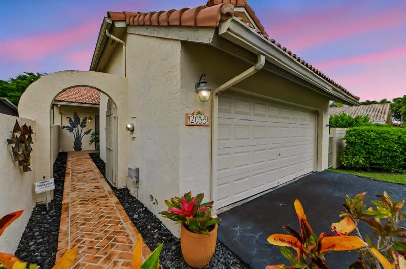 2 bedroom Single Family Residence at 2055 NW 15th Place, Rainberry Lake, Delray Beach — photo 5