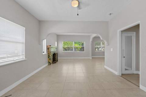 830 Valley Forge Road, West Palm Beach FL - photo 9 of 25