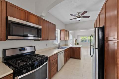 830 Valley Forge Road, West Palm Beach FL - photo 11 of 25