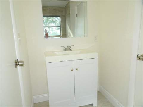 2230 Avenue H, Riviera Beach FL - photo 14 of 27