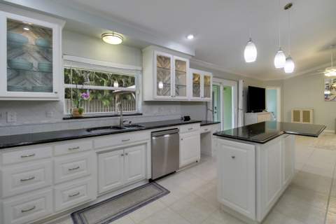 19823 Hibiscus Drive, Jupiter FL - photo 12 of 59
