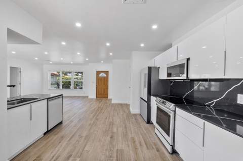 400 SW 9th Avenue, Boca Raton FL - photo 6 of 25