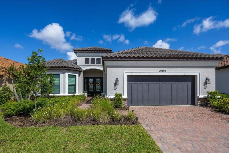 4 bedroom Single Family Residence at 12809 SW Barelli Court, Esplanade At Tradition, Port St. Lucie — photo 2