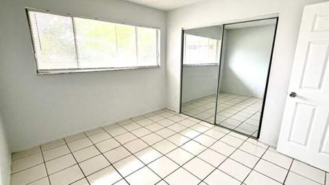 357 NE Camelot Drive, Port St. Lucie FL - photo 14 of 20