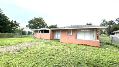 357 NE Camelot Drive, Port St. Lucie FL - photo 19 of 20
