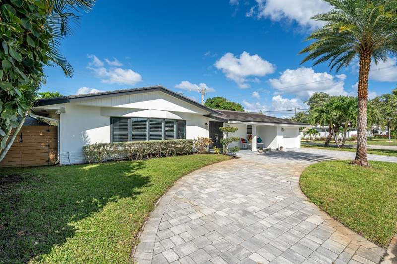 3 bedroom Single Family Residence at 2197 NE 61st Court, Imperial Point 1 Sec, Fort Lauderdale — photo 4