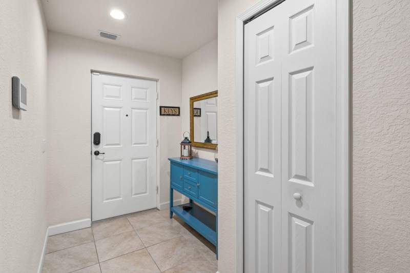 2 bedroom Single Family Residence at 7 Mediterranean Boulevard, Spanish Lakes One Leasehold Estates, Port St. Lucie — photo 2