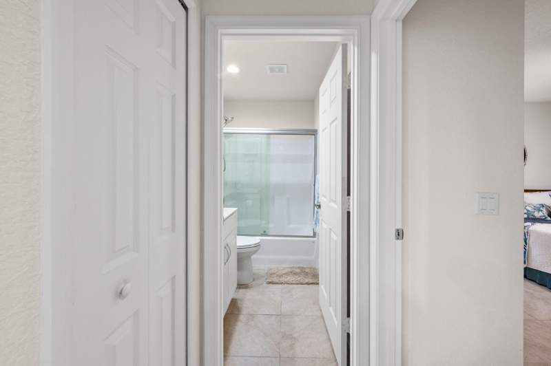 2 bedroom Single Family Residence at 7 Mediterranean Boulevard, Spanish Lakes One Leasehold Estates, Port St. Lucie — photo 3