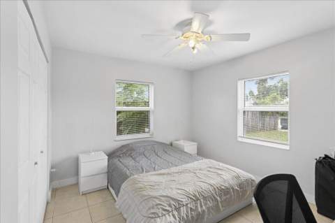 411 NW 52nd Street, Oakland Park FL - photo 10 of 23