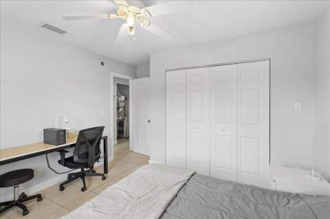 411 NW 52nd Street, Oakland Park FL - photo 11 of 23
