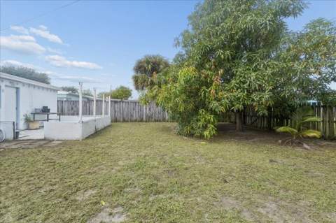411 NW 52nd Street, Oakland Park FL - photo 16 of 23