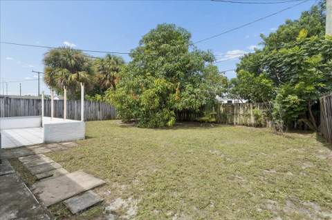 411 NW 52nd Street, Oakland Park FL - photo 17 of 23