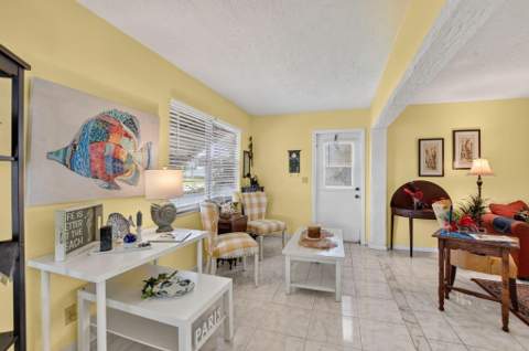 843 Meadowlark Lane, Delray Beach FL - photo 18 of 53