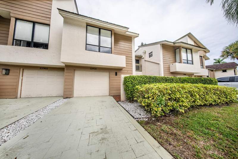 3 bedroom Townhouse at 22904 Ironwedge Drive, Ironwedge Sec II, Boca Raton — photo 2