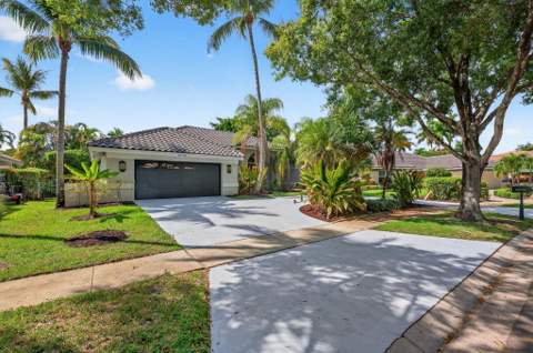10738 Santa Rosa Drive, Boca Raton FL - photo 6 of 107