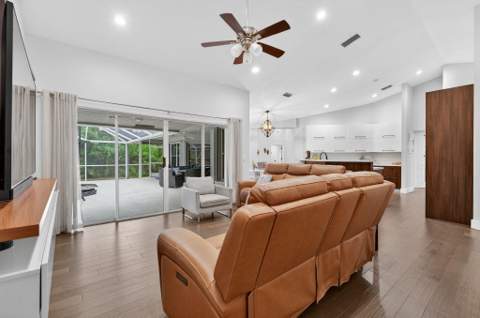 10738 Santa Rosa Drive, Boca Raton FL - photo 24 of 107