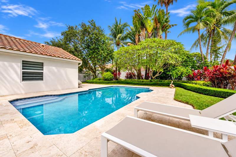 4 bedroom Single Family Residence at 788 Lake Boulevard, Sector 4, Weston — photo 4