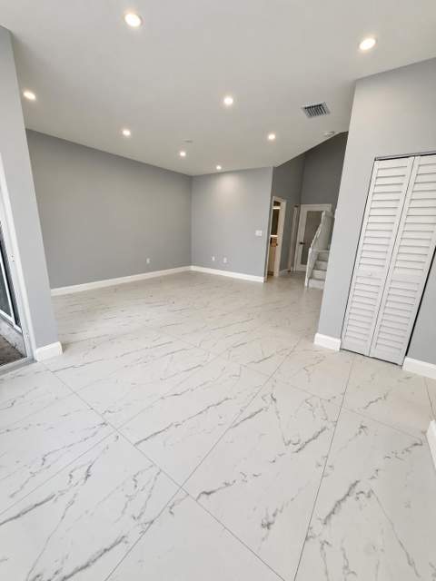3705 Valais Drive, Hollywood FL - photo 16 of 37