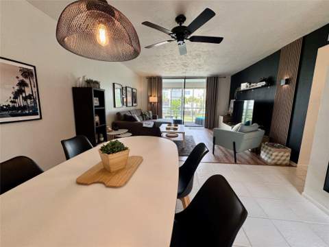 2811 Somerset Drive #206, Lauderdale Lakes FL - photo 6 of 28