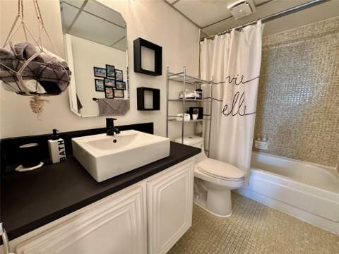 2811 Somerset Drive #206, Lauderdale Lakes FL - photo 19 of 28