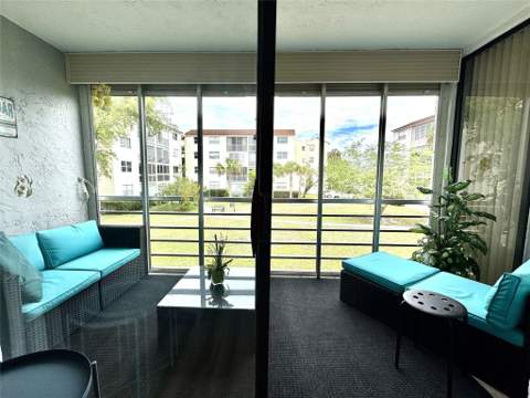 2811 Somerset Drive #206, Lauderdale Lakes FL - photo 20 of 28