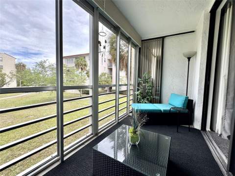 2811 Somerset Drive #206, Lauderdale Lakes FL - photo 22 of 28
