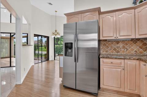 23363 Water Circle, Boca Raton FL - photo 19 of 39