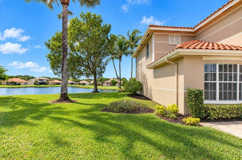 3 bedroom Single Family Residence at 6610 Aston Lane, Jog Estates, Boynton Beach — photo 3