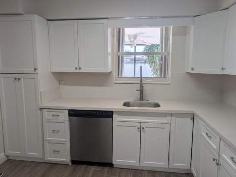 7680 NW 16th Court, Pembroke Pines FL - photo 6 of 13