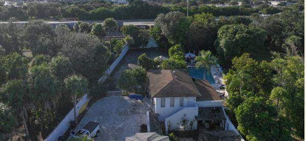 6 bedroom Single Family Residence at 1009 S Indian River Drive, Andrew & Company Subdivision, Fort Pierce — photo 5