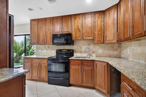 2 Stratford Drive #A, Boynton Beach FL - photo 12 of 45