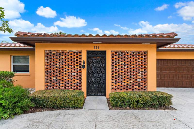 3 bedroom Single Family Residence at 324 Sandal Lane, Palm Beach Shores, Palm Beach Shores — photo 4