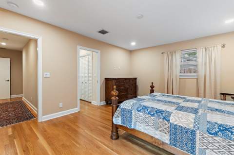 324 Sandal Lane, Palm Beach Shores FL - photo 23 of 59