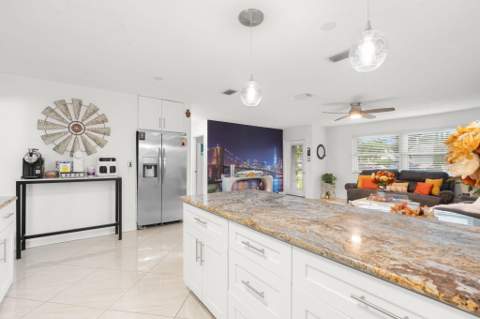 7541 Hope Street, Hollywood FL - photo 15 of 27